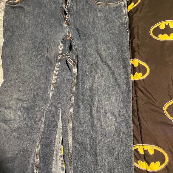 Like new Duluth Jeans only worn a few times - Picture 2 of 5